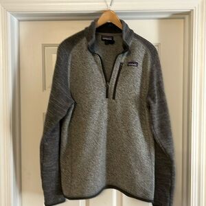 Men’s Patagonia fleece lined quarter zip